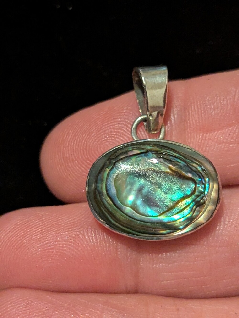 *VINTAGE* Taxco Mexico Abalone Shell Pendant Iridescent Green, Blue And Gold - Picture 5 of 6